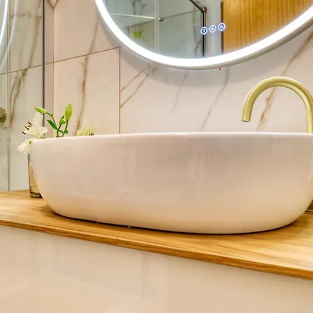 Apartamento Alzira's Place, A In Madeira *