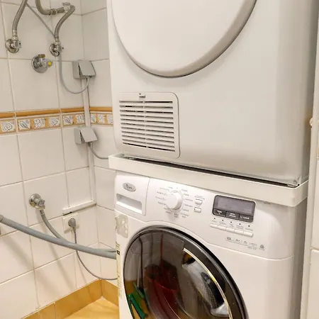 Apartamento Alzira's Place, A In Madeira