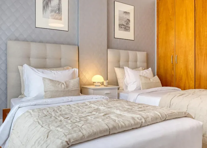 Appartamento Alzira's Place, A In Madeira *