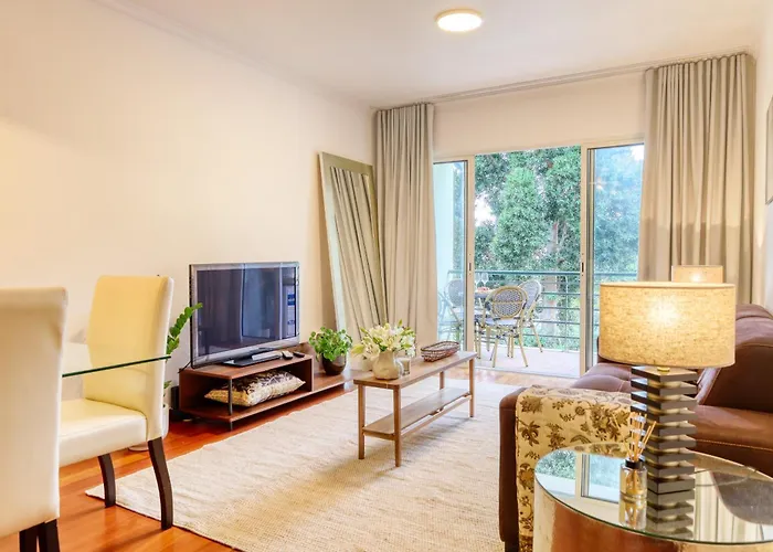 Alzira's Place, A In Madeira *